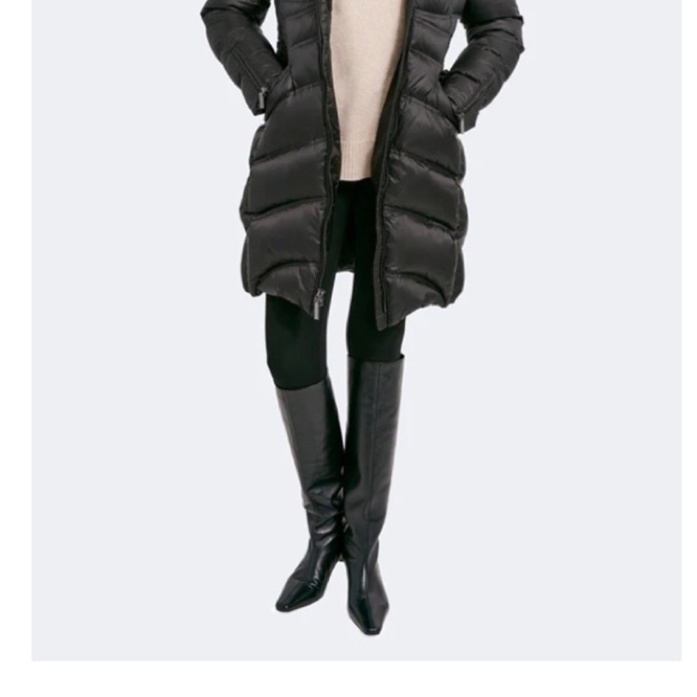 Parka brand name Dawn Levy .. Fill: 80% Down, 20% Feathers.